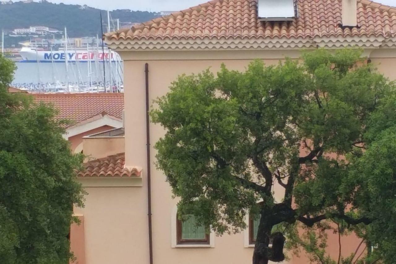 Strategico Ungaretti Lägenhet Olbia Exteriör bild